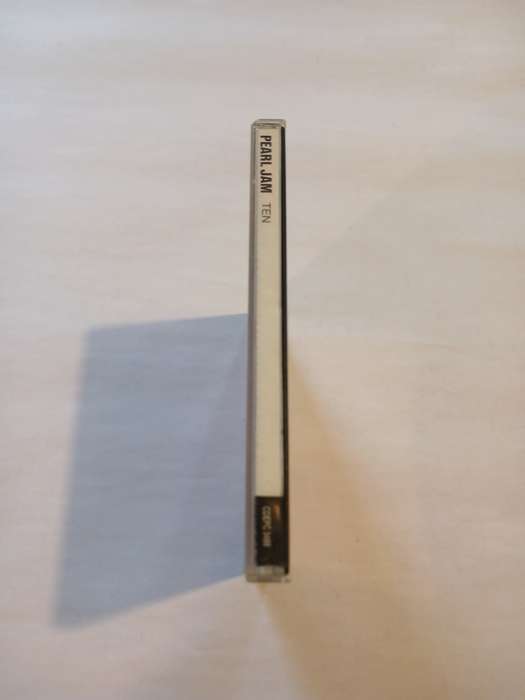 Pearl Jam, Ten CD