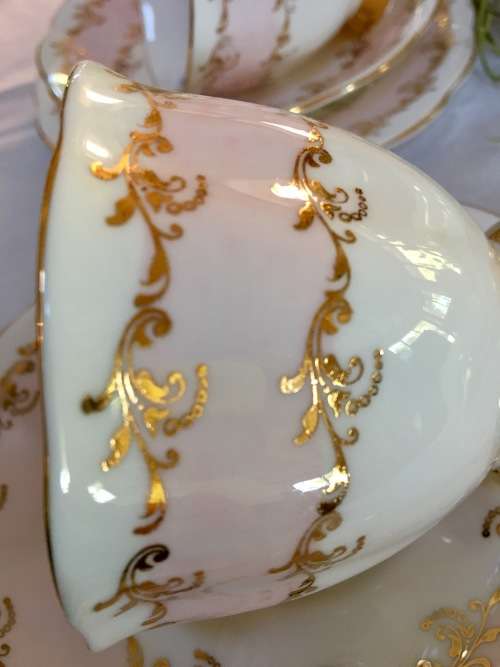 Royal Albert Un-named Trio Pastel Pink