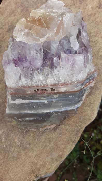 UNUSUAL DECOR AGATE,AMETHYST CLEAR QUARTZ CLUSTER WITH CALCITE 1.2KG