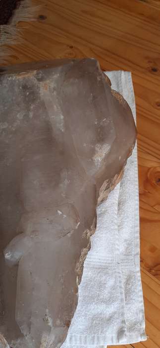 COLLECTOR'S AWESOME 50KG+ DOUBLE TERMINATED QUARTZ CRYSTAL/MADAGASCAN