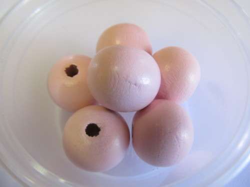WOODEN BEADS PINK ROUND - 20MM - 4PC