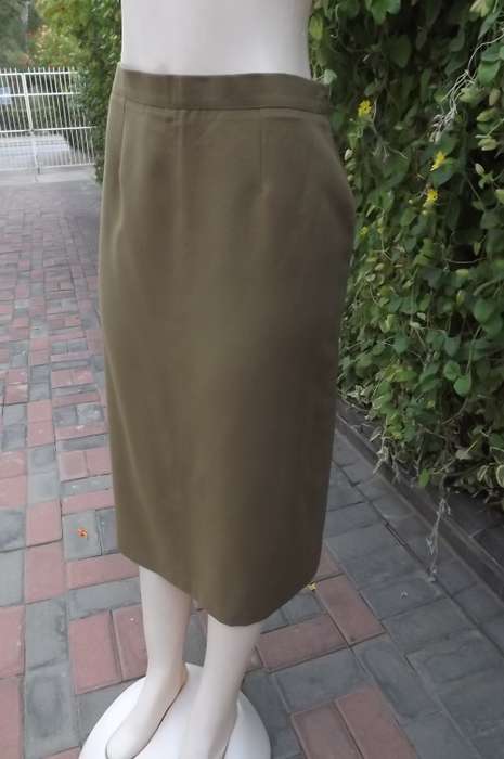 Military Green pencil skirt by Jaytmer size 14/38 in poly cotton fabric.New condition length 77cm