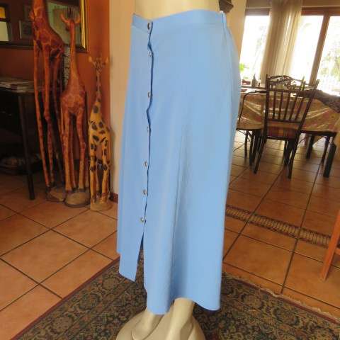 Sapphire blue button down vintage skirt by FASHIONETTE in size 36/12.Elasticated waist back.