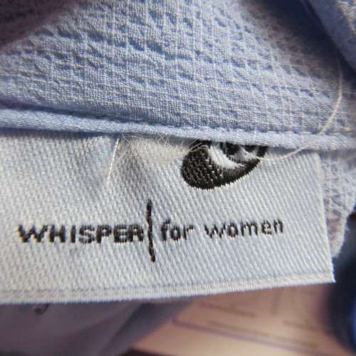 Smart skyblue size 46/22 button down top with elbow length sleeves. Open collar by WHISPER. As new.