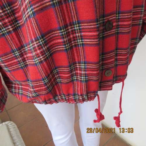 Tartan check long sleeve hooded jacket in red,blue,yellow and white. By ANLEO. Size 48 to 50