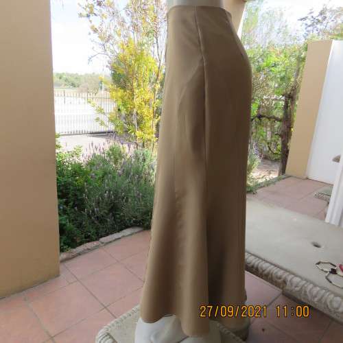 Cleverly paneled light brown ankle length kick-out skirt size 42/18 by MICHAELA in as new cond.