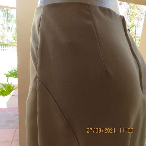 Cleverly paneled light brown ankle length kick-out skirt size 42/18 by MICHAELA in as new cond.