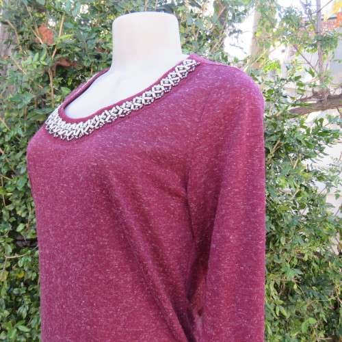 Stunning embellished mottled maroon slip over top by ATMOSPHERE size 34/10. New condition.