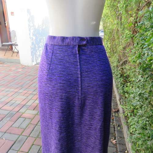 Stunning violet/black mottled look woven jersey fabric pencil, fully lined skirt size large 38/14.