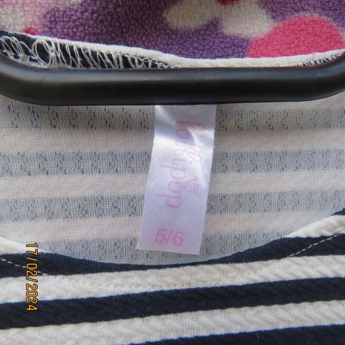 Lovely black/white horizontal striped capped sleeve dress by LOLLIPOP for 5/6 yr old girl.New cond.