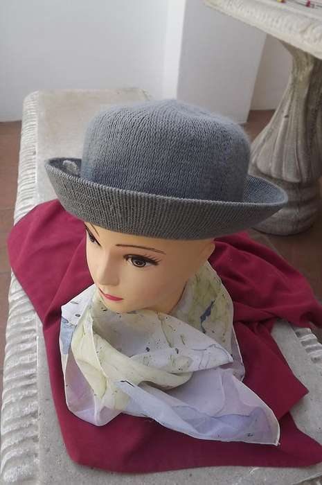 Grey100%  Polyester Trendy  Hat  with knitted look - As new !