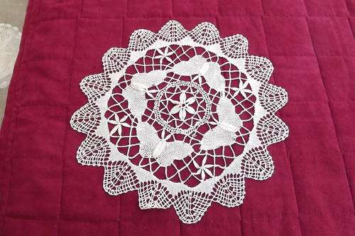 Single Round Thin Cotton Yarn Hand Crocheted Doily with Butterfly Pattern-31cm diameter-perfect cond