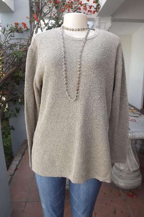 Comfortable Beige Viscose & Acrylic Knitted Top in size 16/40 - very good condition