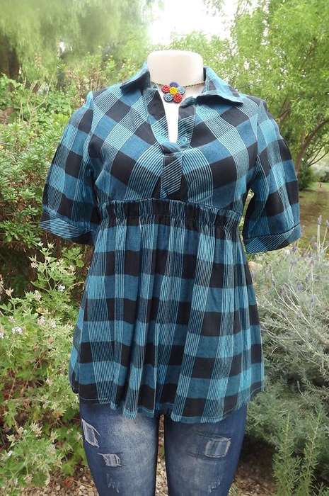 Turquoise & Black Check Top in Polycotton in size 6/30 - Elasticated under bust - good condition