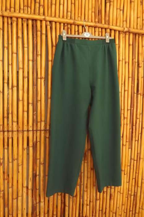School green ladies comfortable pants by Davley in size 44/20.Elasticated middle back and sides.