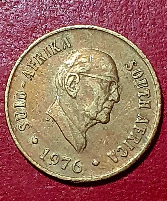 5 X 1976  RSA 0NE CENT COINS . UNC TO CIRC. ONE BID FOR ALL.