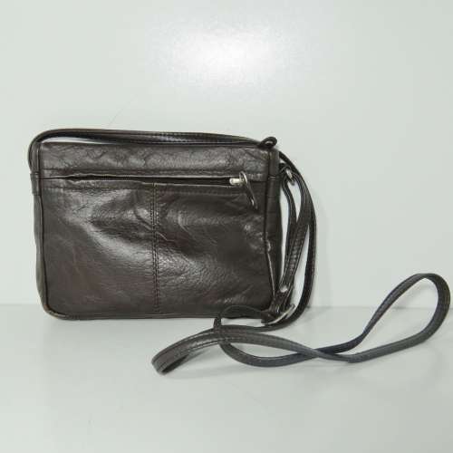 Dark brown leather small handbag - 17 x 21 cm