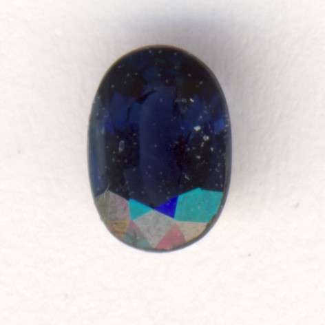 Lovely dark blue Sapphire of 0,65 carat - very high value item - retail value of R4500