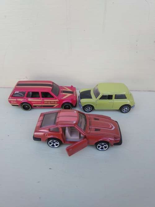 Hot Wheels and Matchbox Lot of 3 Datsun and Mr Bean Mini