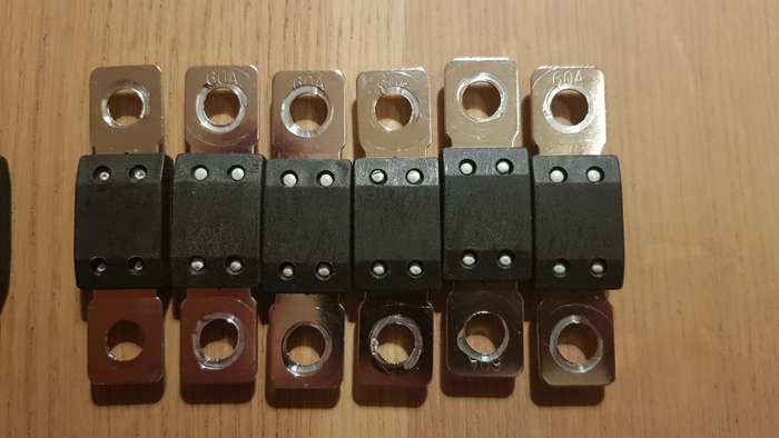 10 x Victron MEGA-fuse 60A/32V (some damage)