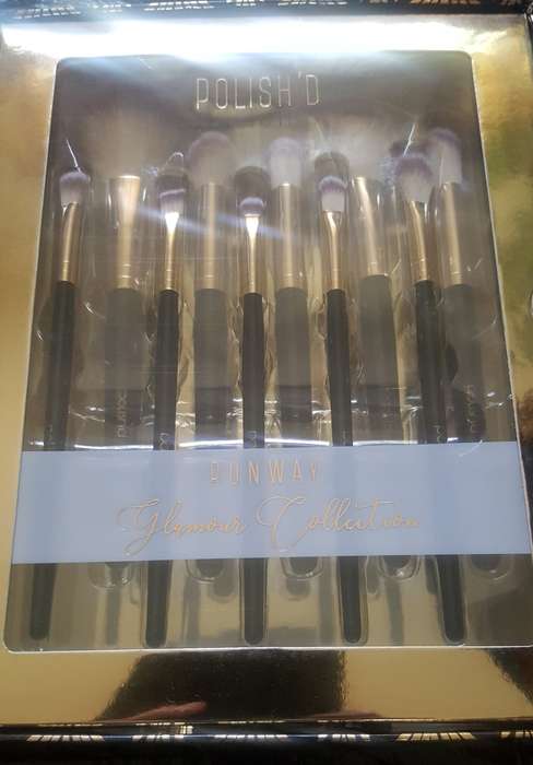 RUNWAY GLAMOUR COLLECTION SET OF 15 MAKEUP BRUSHES BLENDERS & IMPLEMENTS
