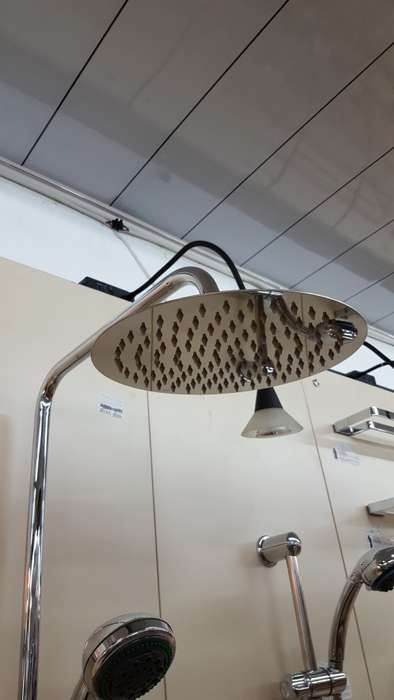 *LOCAL STOCK*SUPERSLIM STAINLESS STEEL RAINFALL SHOWER HEAD (ROUND/CIRCLE) 25.4CM / 10 INCH BARGAIN