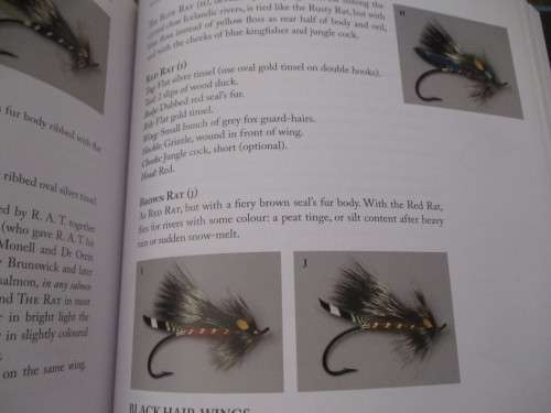 FISHING FLIES  A guide to flies from around the world Malcolm Greenhalgh & Jason Smalley