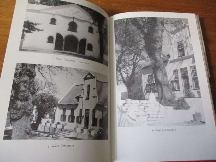 CAPE DUTCH HOUSES AND FARMS  C. DE BOSDARI