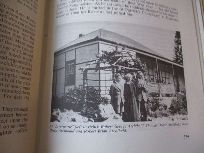 Honour without riches The story of an Acchibald Family Dr. Ruth E. Gordon