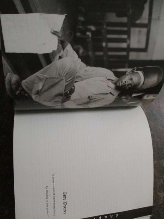 SIGNED. Heroes of the struggle Ian Hetherington  Photography by Guy Stubbs