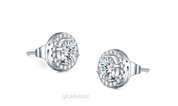0.75ct  CUBIC ZIRCONIA IN HALO SETTING STUD EARRINGS