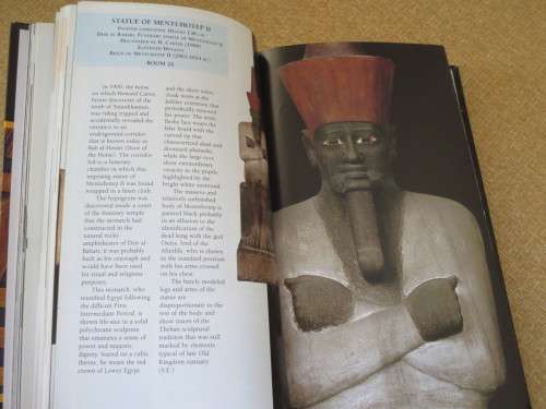 ILLLUSTRATED GUIDE TO THE EGYPTIAN MUSEUM IN CAIRO  by Bongioanni and Maria Sole Croce