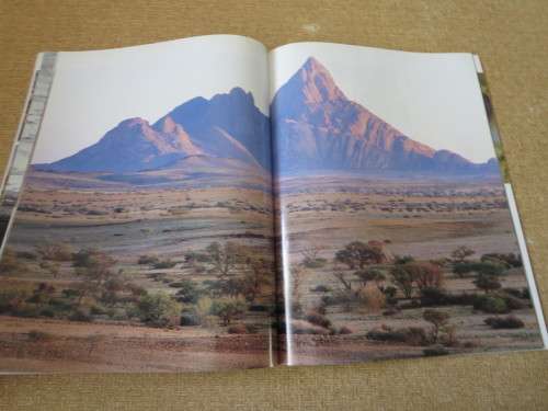 NAMIBIA  The beautiful land  Text by David Bristow