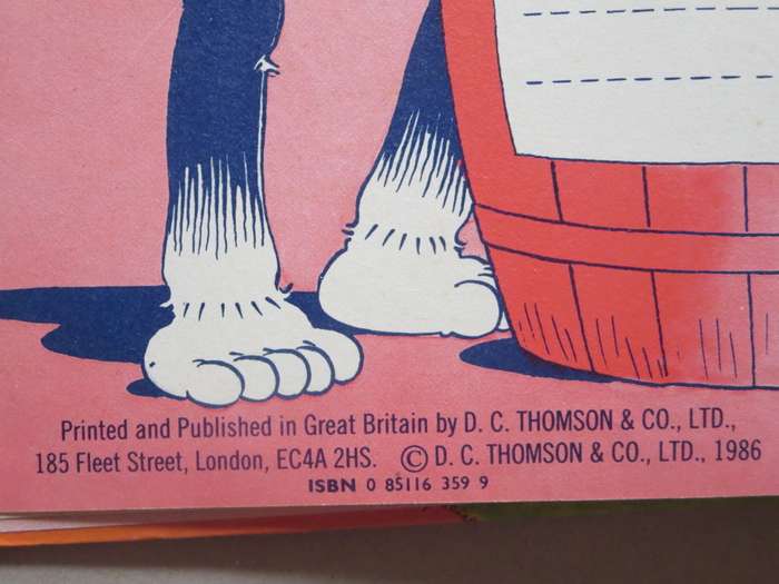 COMIC BOOKS: THE DANDY BOOK 1987  The Cycle Race