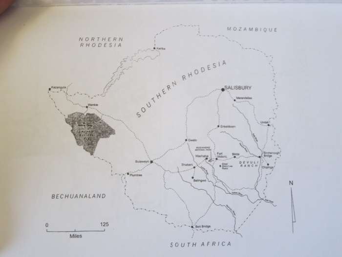 MY MA SE KOMBUIS WAS `N KREMERART deur Ben Bezuidenhout Afr. vertaling: Magriet Eksteen