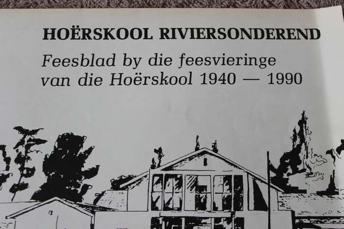 HOËRSKOOL RIVIERSONDEREND. Feesblad 1940-1990.