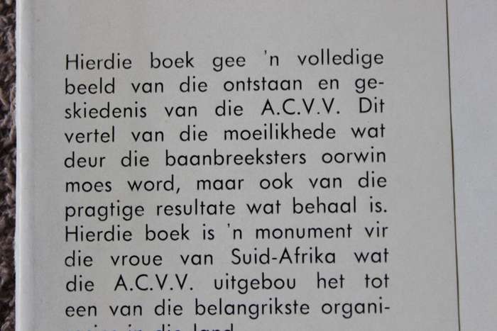 VROUE-VOLKSDIENS:Werk van Afrikaanse Christelike Vroueverening  deur H.C. Lambrechts & Erika Theron