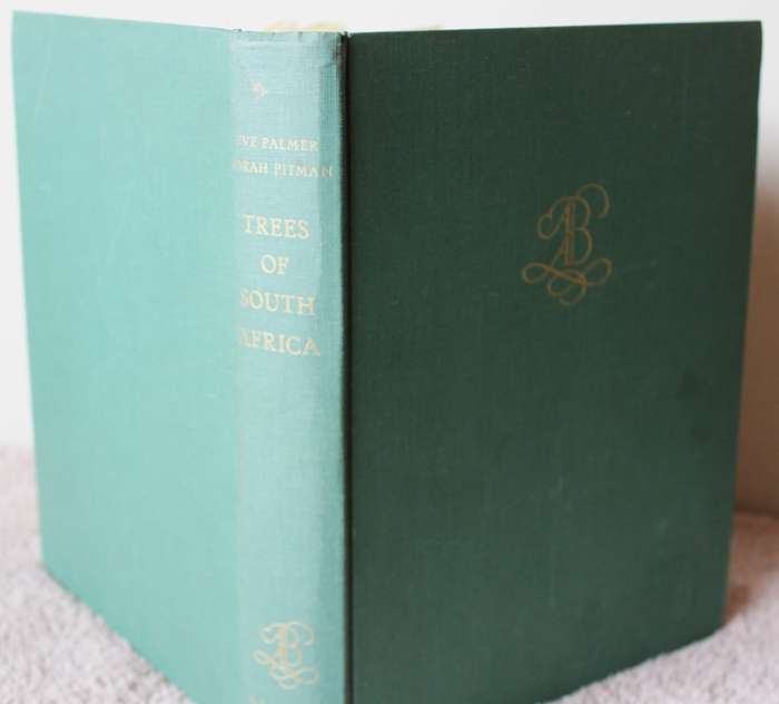 TREES OF SOUTH AFRICA by Eve Palmer and Norah Pitman.     (W)