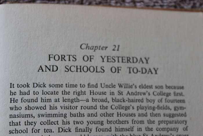 THE YOUNG TRAVELLER IN SOUTH AFRICA  by Anthony Delius