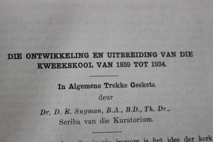 GEDENKBOEK VAN DIE TEOL. SEMINARIE (N.G.Kerk) Stellenbosch. Driekwart Eeufees 1859-1934.    (P)