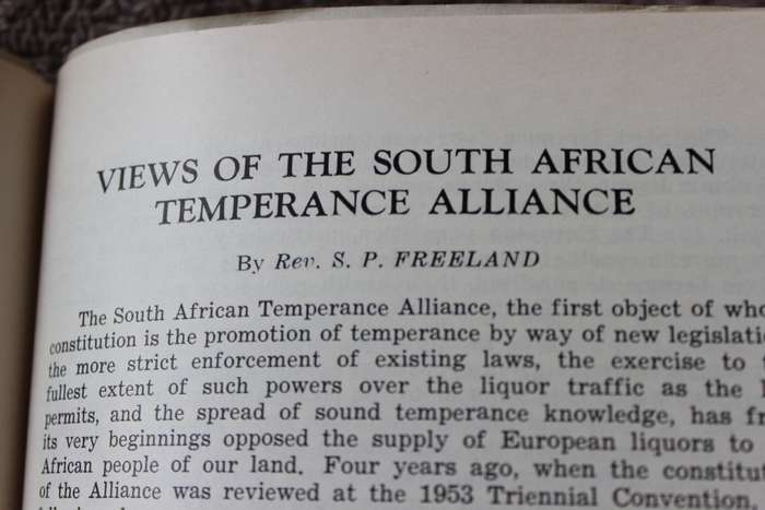 DRANKVERSKAFFING EN DIE BANTOE. Simposium. Agste Jaarvergadering van SABRA 1957.  (P)