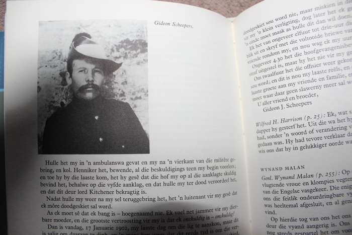 DIE AFRIKANER EN SY KULTUUR DEEL II. Spieëlbeeld: Oorlog 1899 -  1902 deur Pieter W. Grobbelaar