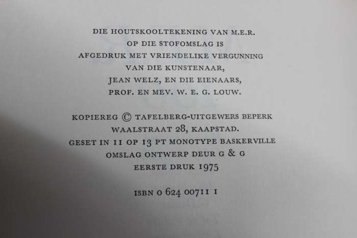 TWEE HARDEBANDE: M.E.R. 100 EN MY BESKEIE DEEL M.E.R. `n Outobiografiese Vertellings