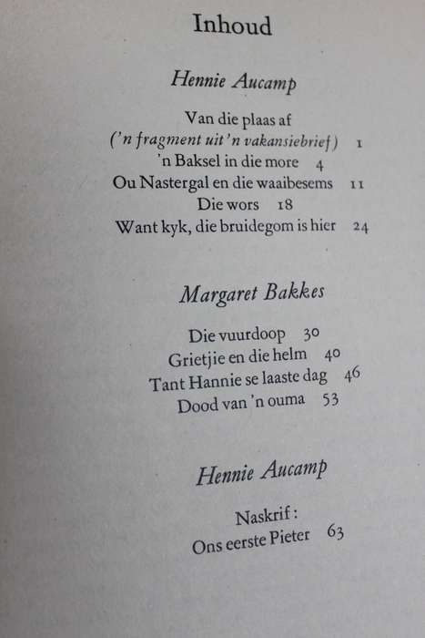 OP DIE STORMBERGE deur Hennie Aucamp EN `n BAKSEL IN DIE MôRE deur Hennie Aucamp en Margaret Bakkes