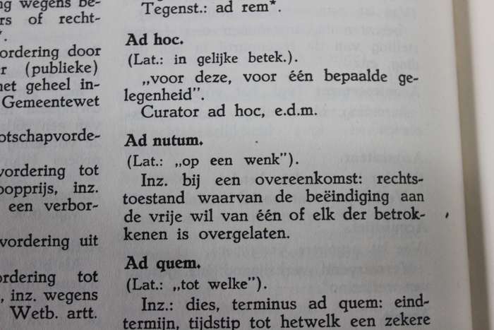 RECHTSGELEERD. Handwoordenboek door Mr. S.J. Fockema Andreae.   (W)