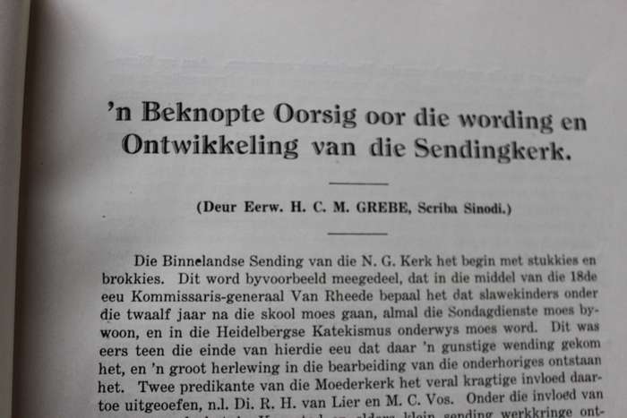 NA VYFTIG JAAR 1881-1931. Eerwaarde P.P. Joubert. (Jubileum-gedenkboek Ned. Geref. Sendingkerk)  (P)