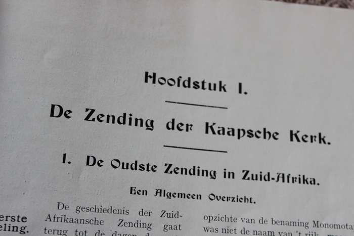 HISTORISCH ALBUM van de Nederduitsche Gereformeerde Kerk in Zuid Afrika 1910. Eerw. A. Dreyer.  (P)