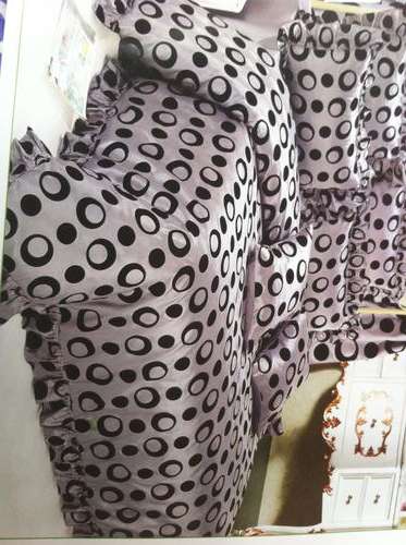 BRAND NEW LOVELY QUEEN SIZE BEDSPREAD ELEGENT DISGEN ******