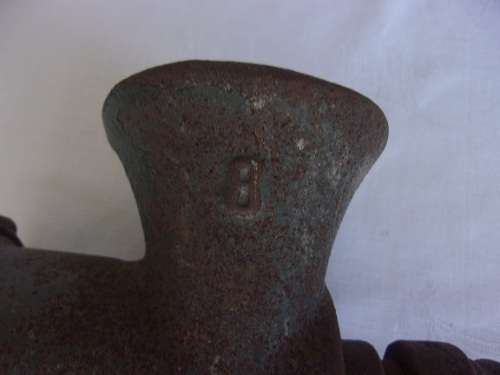 Vintage OB no. 8 cast iron grinder