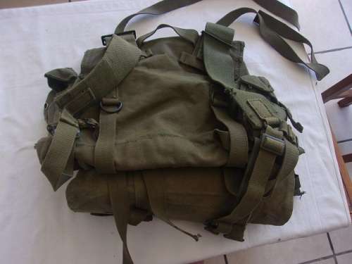 Vintage SADF Grootsak, Patrol bag and Poncho/shelter and cover for 1 bid